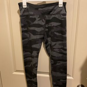 Camo leggings